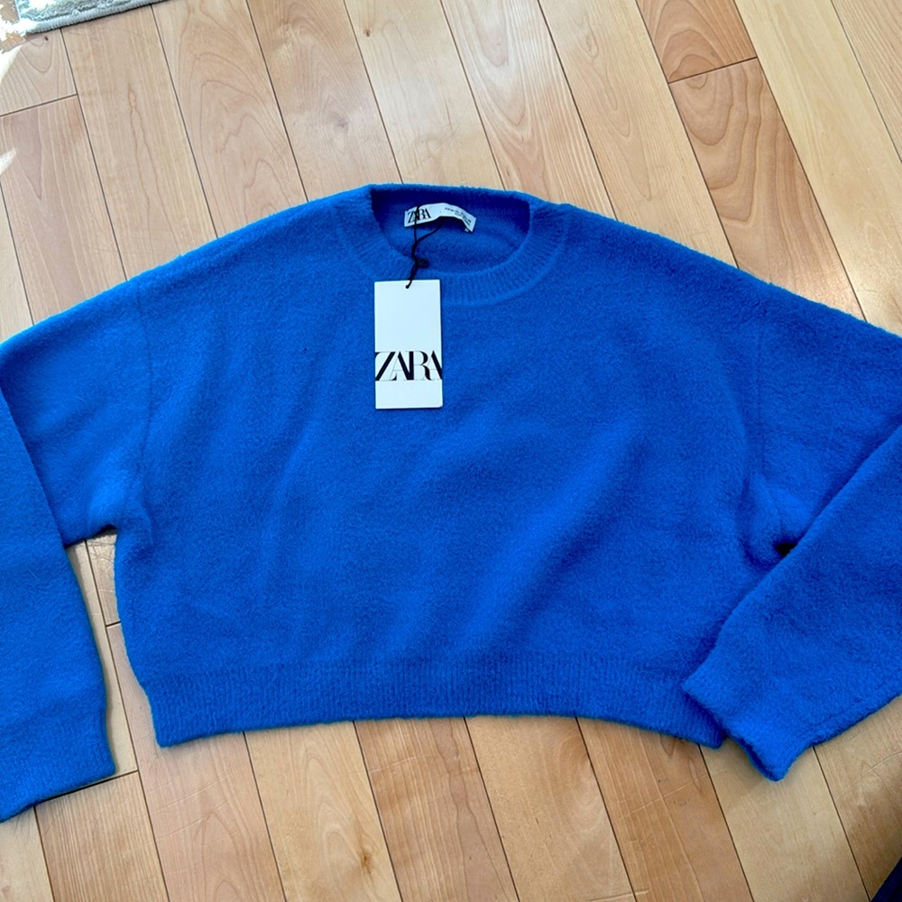 Zara Cropped Sweater